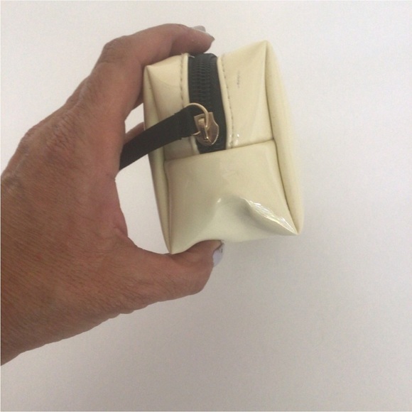 JO MALONE LONDON GLOSSY MAKEUP BAG NWOT - Picture 13 of 13